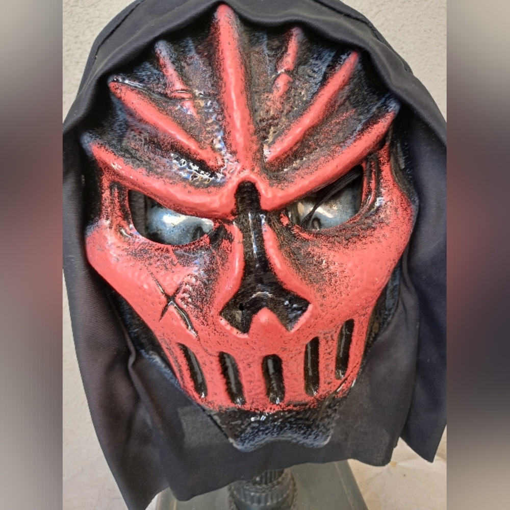 Red Skull Mask Robot Demon Horror Scary Halloween Costume Party Cosplay Creepy
